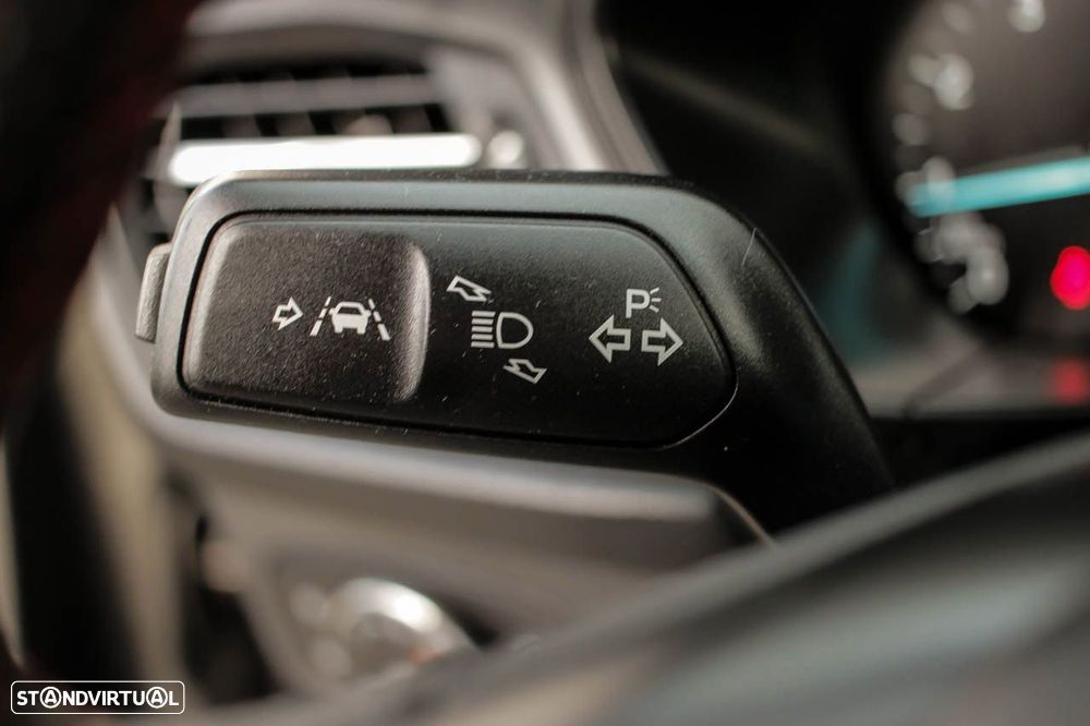 Ford Focus 1.0 EcoBoost MHEV ST-Line - 20