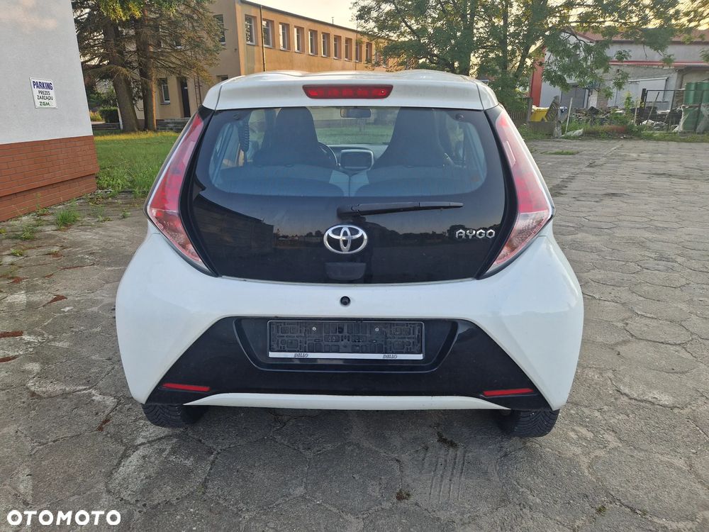 Toyota Aygo x-cite - 5