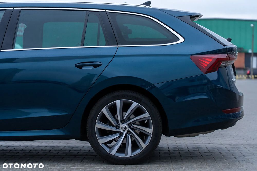 Skoda Octavia 2.0 TSI 4x4 Sportline DSG - 7