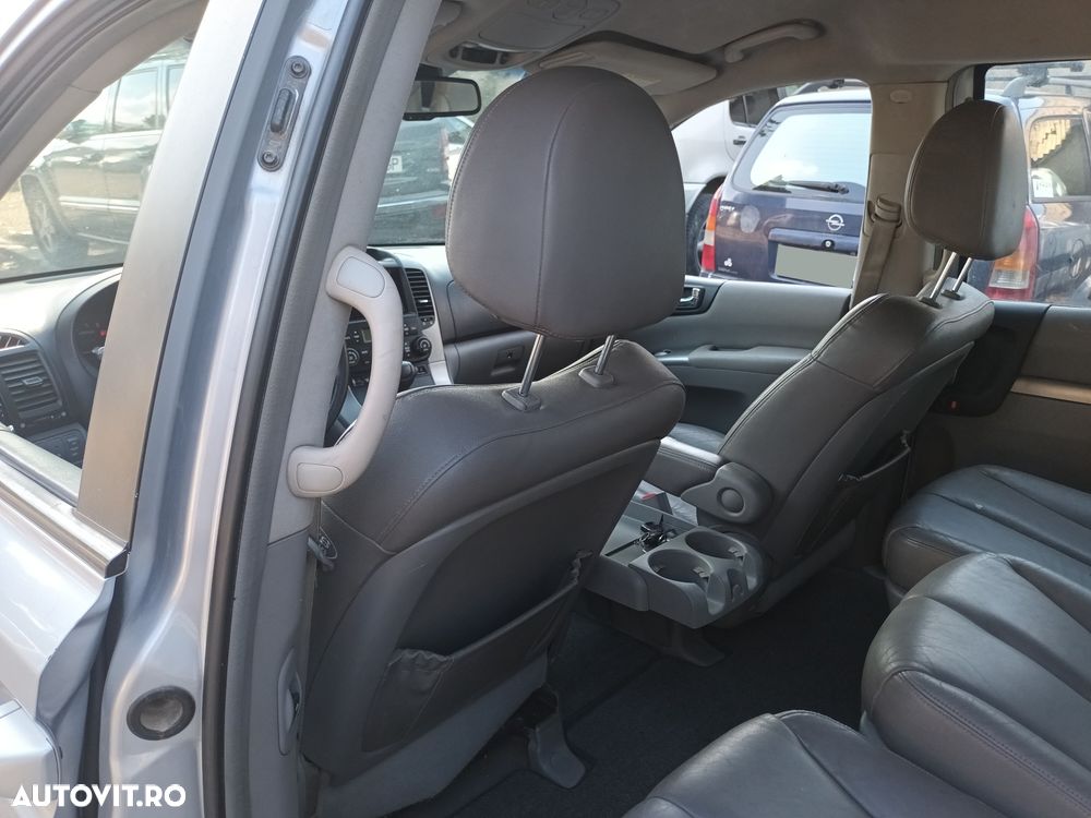Dezmembrari  Kia CARNIVAL (VQ)  2006  > 2014 - 40