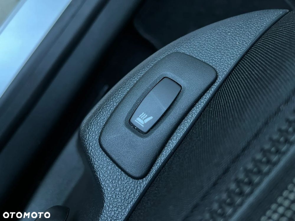 Renault Captur (ENERGY) TCe 90 INTENS - 23