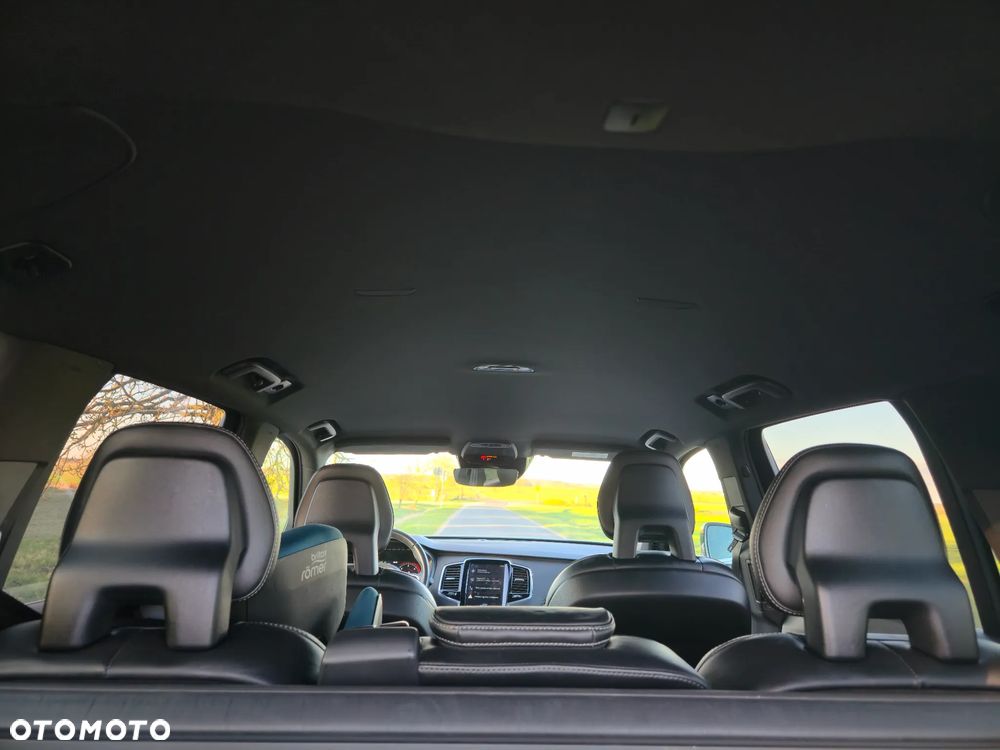 Volvo XC 90 D5 AWD R-Design - 32