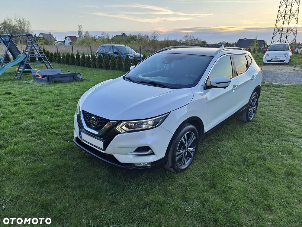 Nissan Qashqai - 1