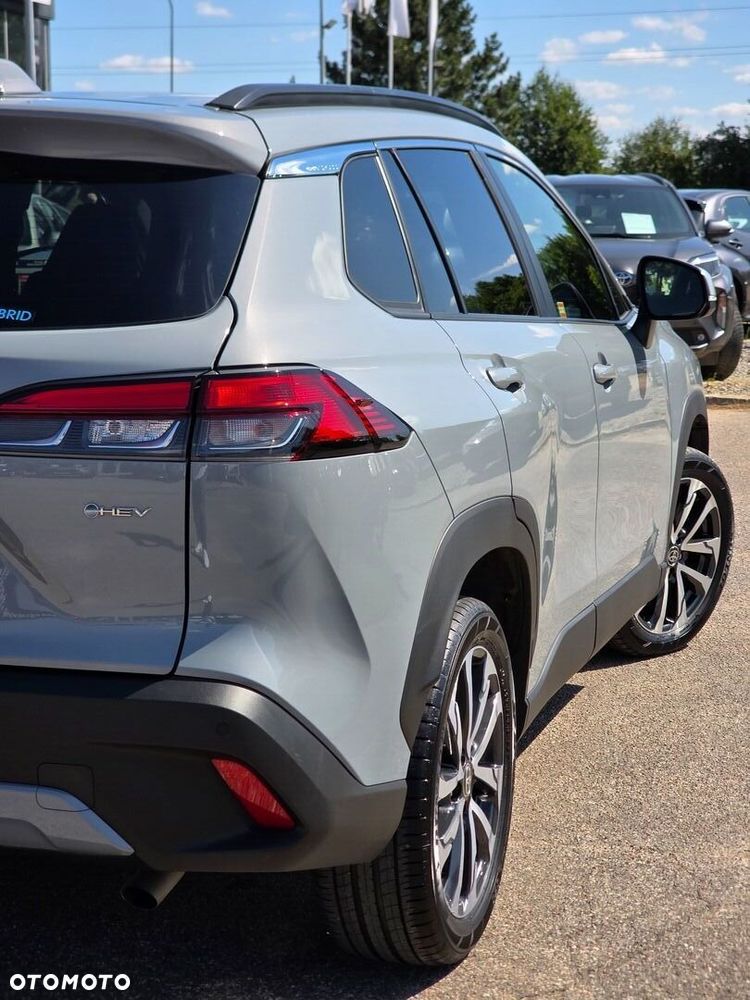 Toyota Corolla Cross - 10