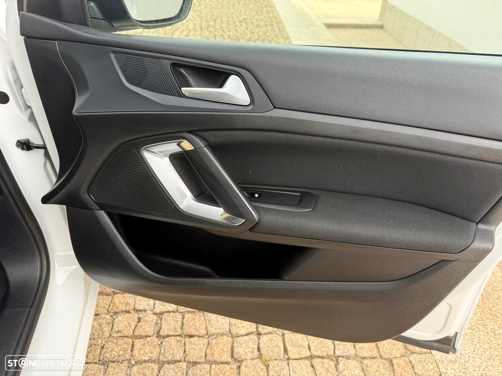 Peugeot 308 SW 1.6 BlueHDi Allure J17 - 28
