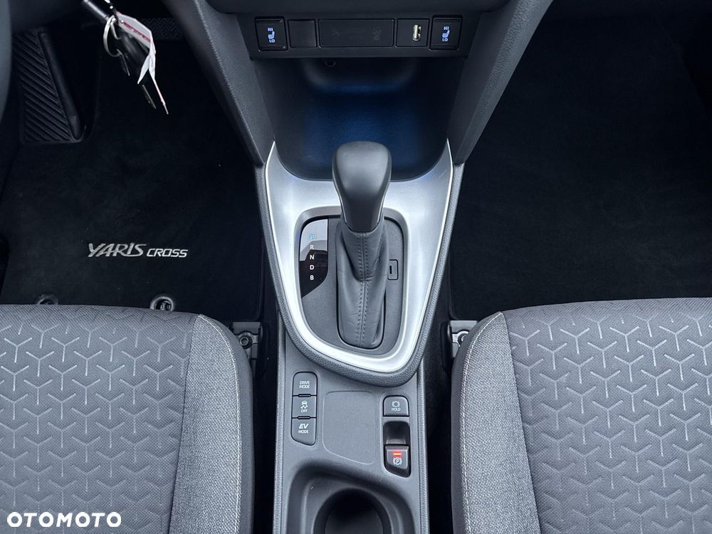 Toyota Yaris Cross Hybrid 1.5 Comfort - 23