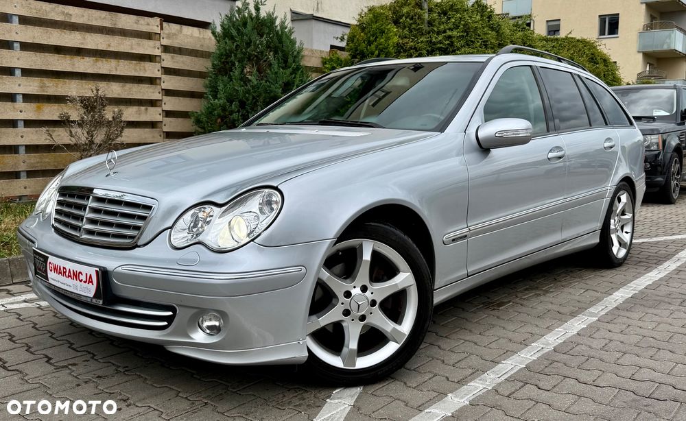 Mercedes-Benz Klasa C 180 Kompressor Automatik Avantgarde Sport Edition + - 11