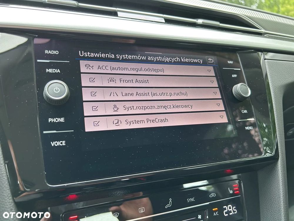 Volkswagen Arteon 2.0 TSI Elegance DSG - 26