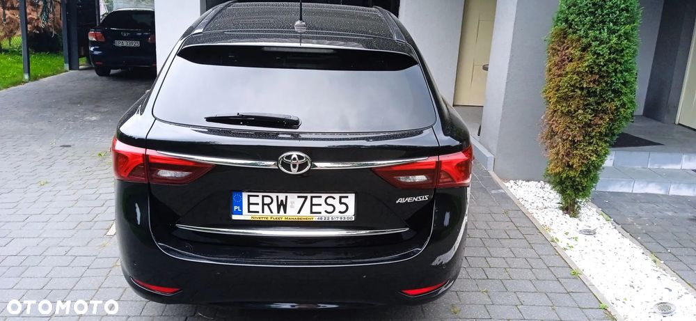 Toyota Avensis 2.0 Premium MS - 8