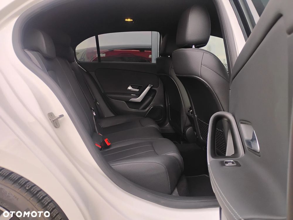 Mercedes-Benz Klasa A 200 Progressive 7G-DCT - 14