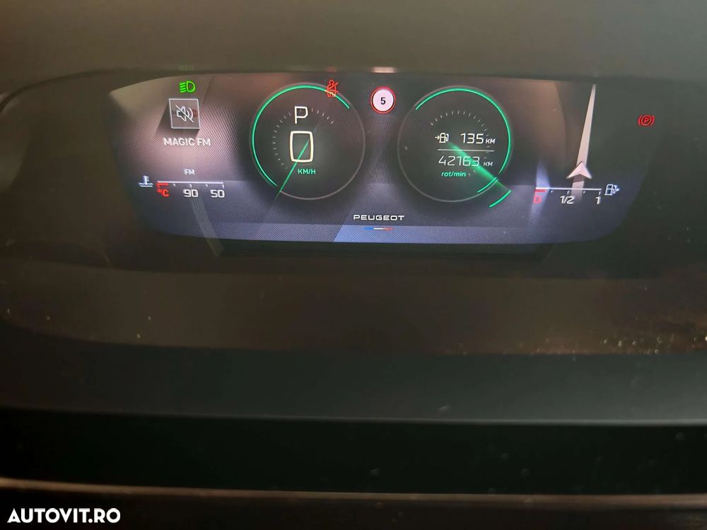 Peugeot 308 1.2L PureTech 130 S&S EAT8 GT - 21