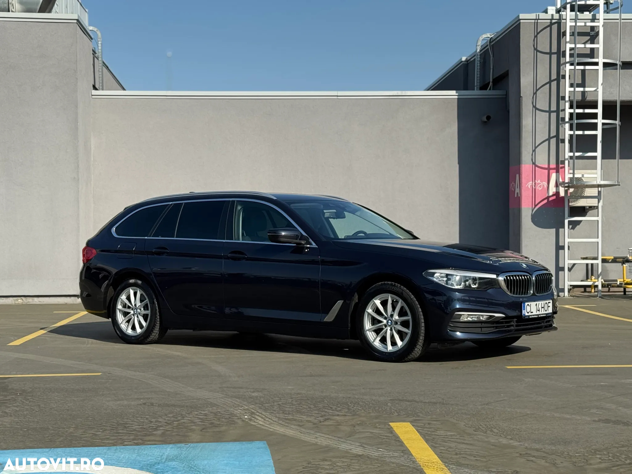 BMW Seria 5 520d xDrive AT - 5