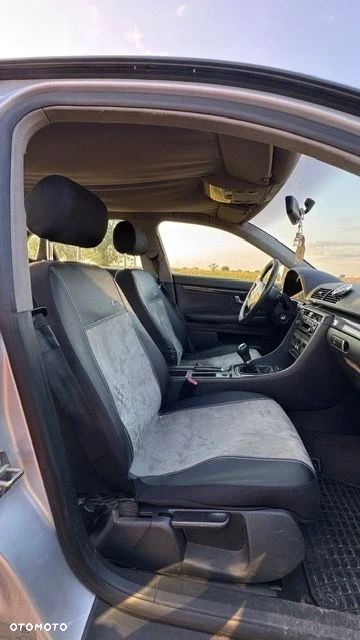 Audi A4 Limousine - 3