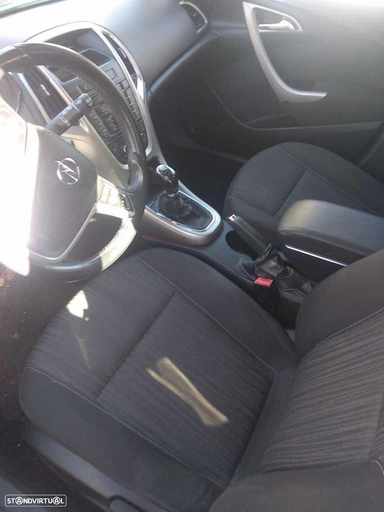 Opel Astra 1.4 Enjoy - 3