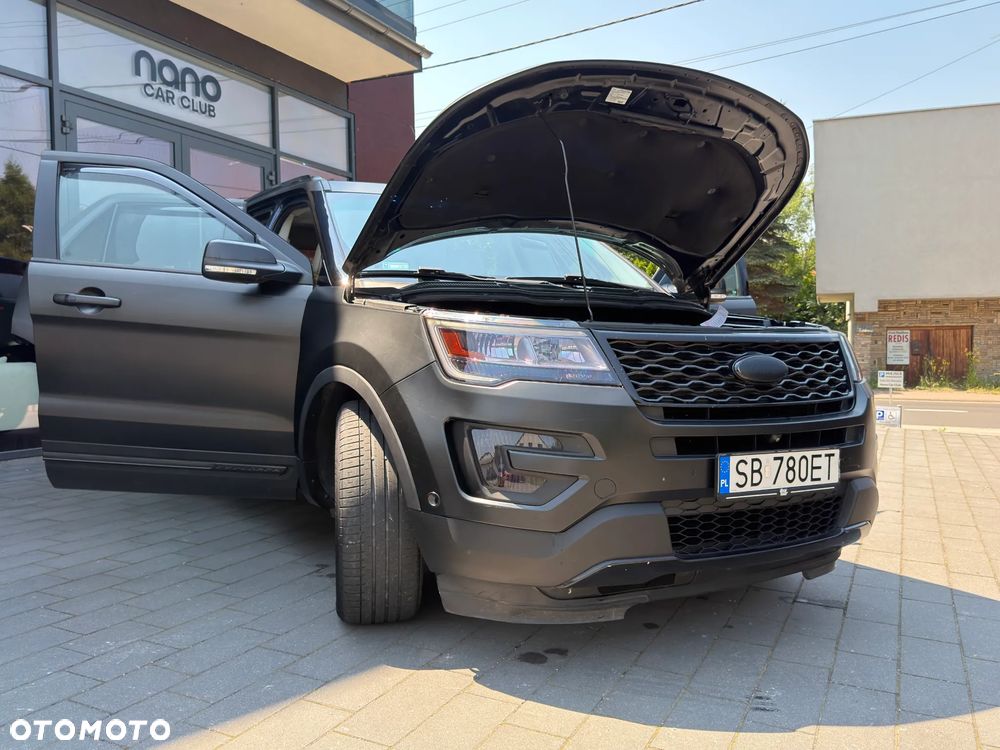 Ford Explorer - 11