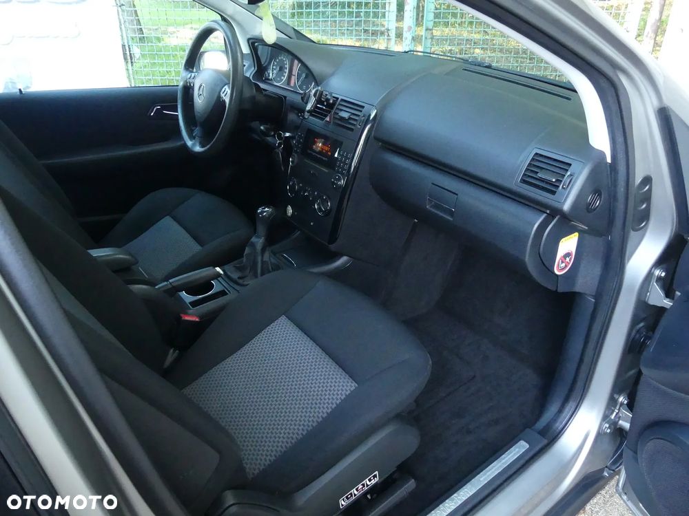 Mercedes-Benz Klasa A 180 CDI - 6