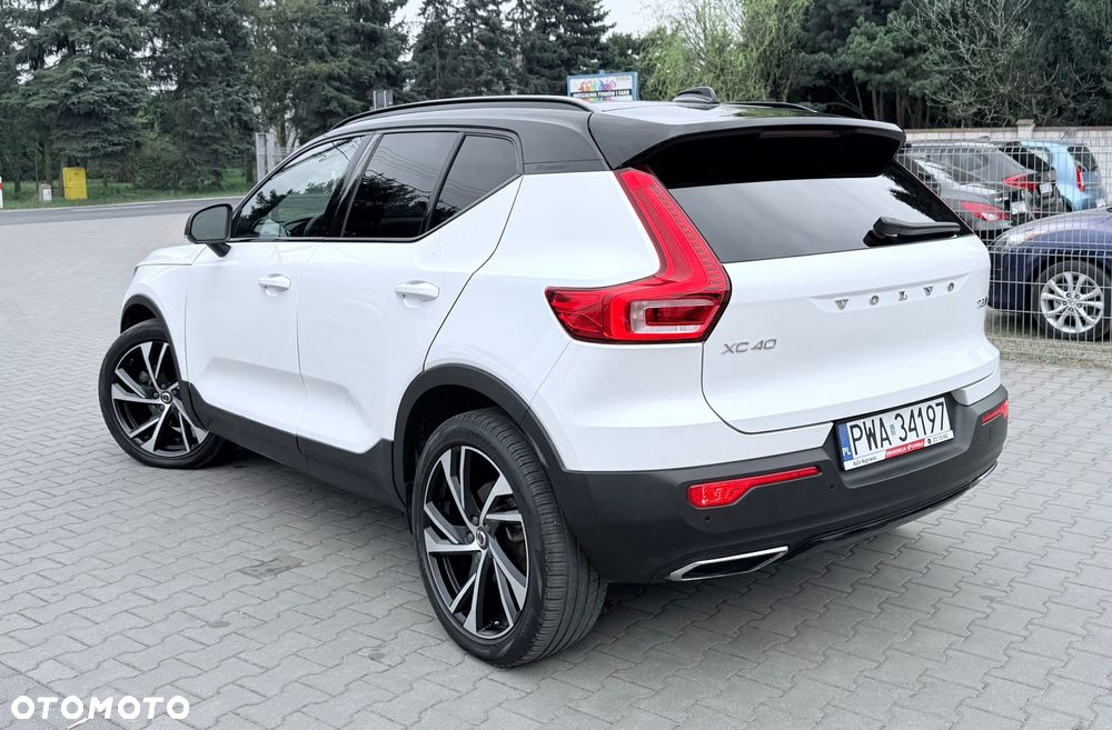 Volvo XC 40 - 29
