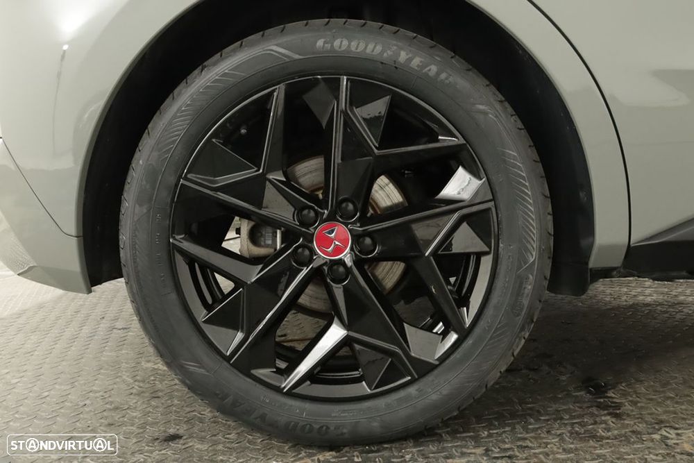 DS DS4 1.2 PureTech Performance Line EAT8 - 5