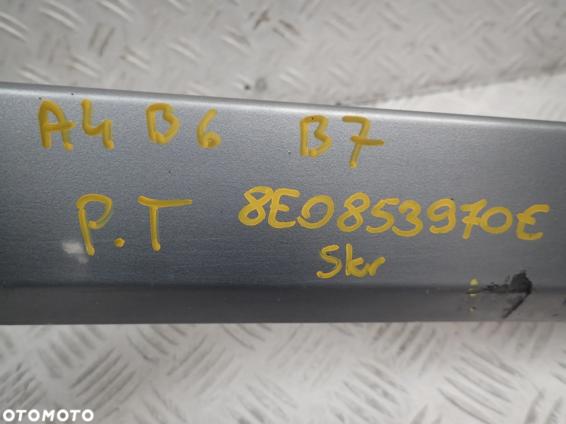 LISTWA DRZWI DOLNA AUDI A4 B6 PRAWY TYŁ 8E0853970E - 3