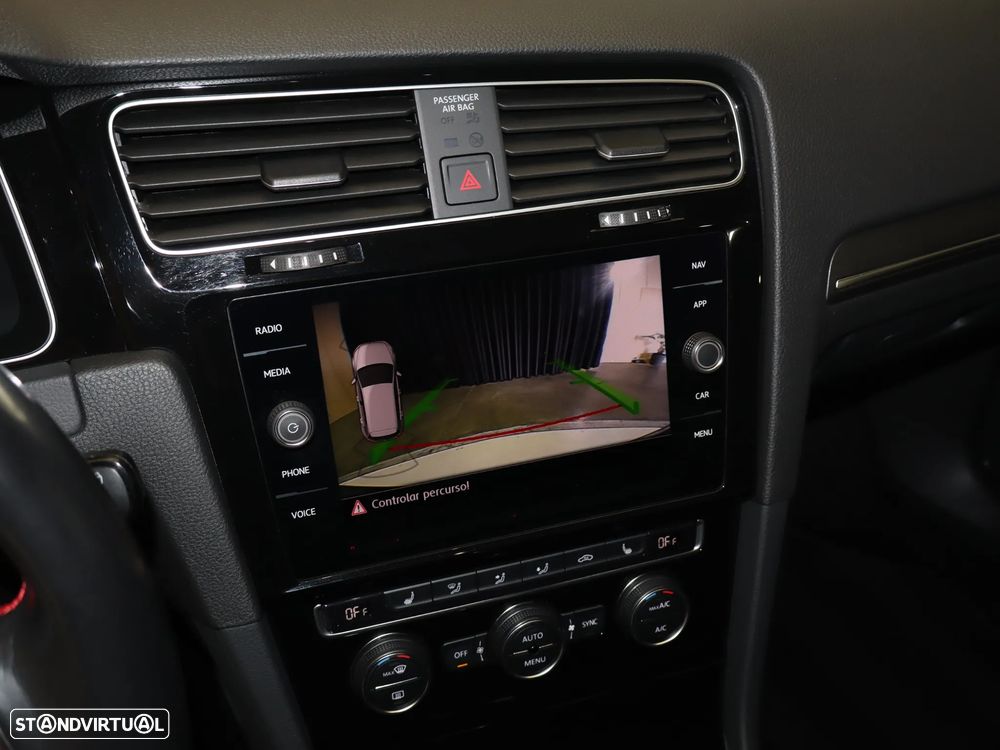 VW Golf 2.0 TSI GTI DSG Performance - 23