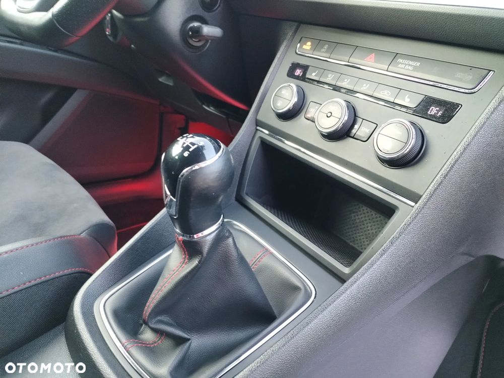 Seat Leon SC 1.4 TSI Start&Stop FR - 17