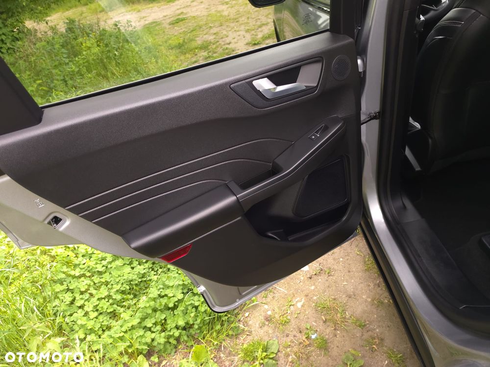 Ford Kuga 2.5 Duratec PHEV TITANIUM - 32