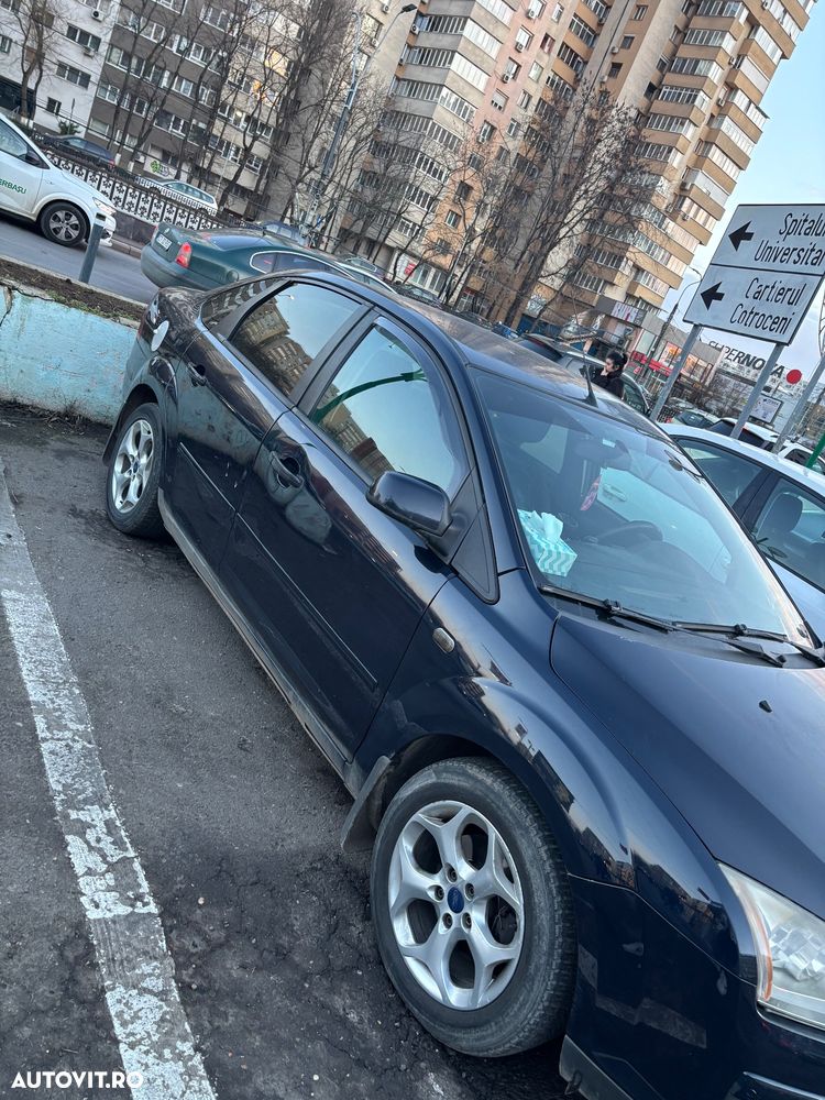 Ford Focus 1.6 TDCi Ambiente - 3