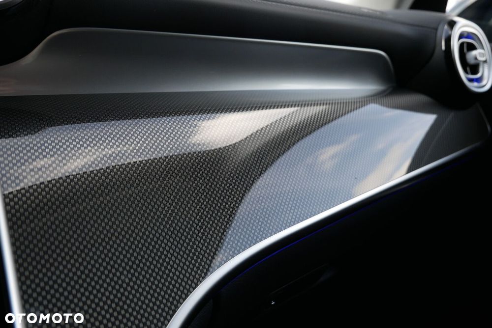 Mercedes-Benz GLC - 18