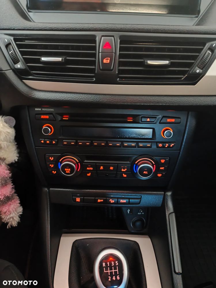 BMW X1 xDrive18d - 33