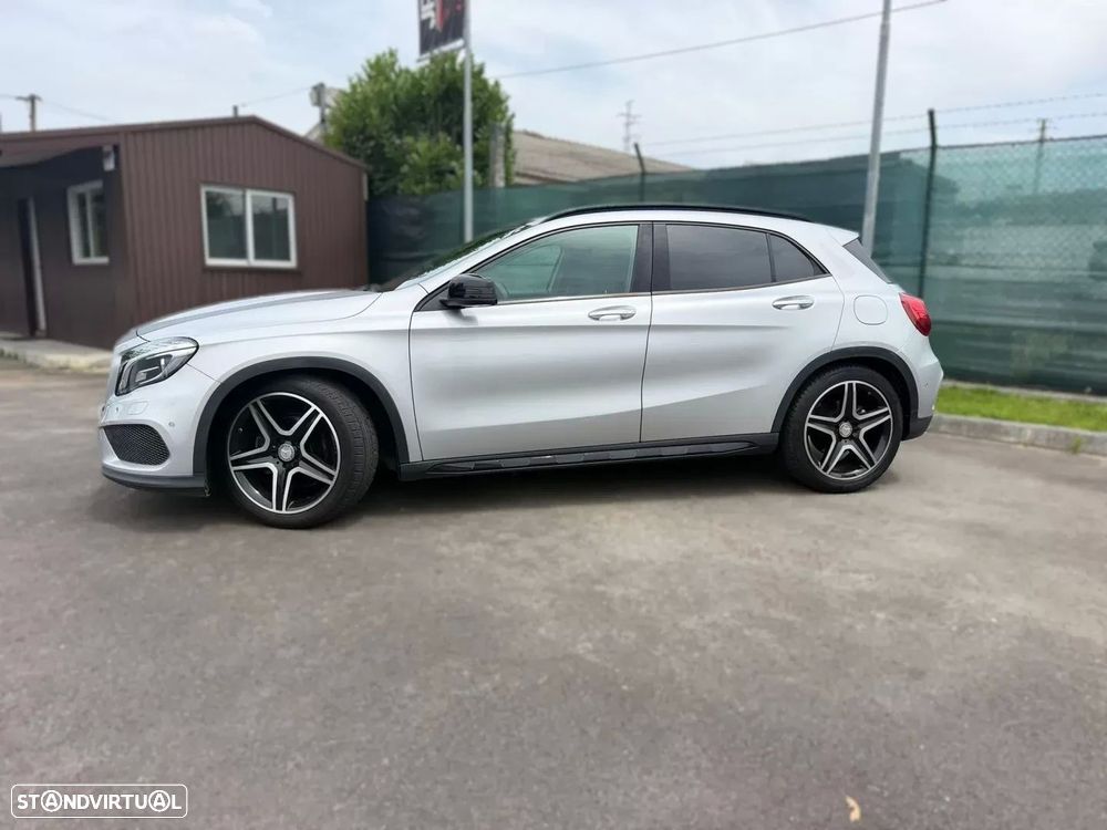 Mercedes-Benz GLA 180 AMG Line - 5