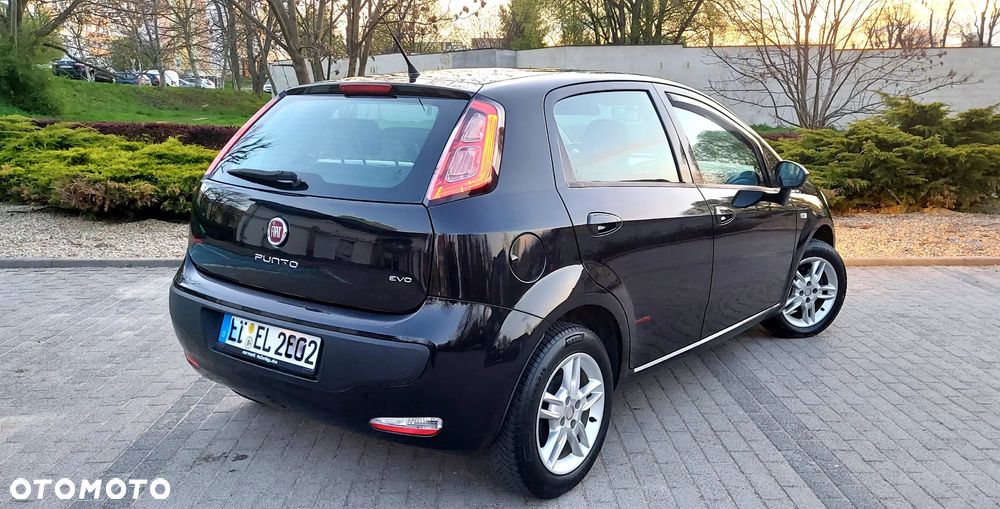 Fiat Punto Evo 1.4 8V Racing - 10