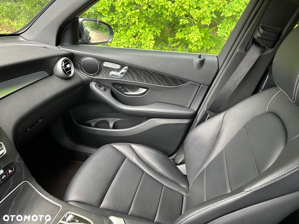 Mercedes-Benz GLC 300 4Matic 9G-TRONIC Exclusive - 13