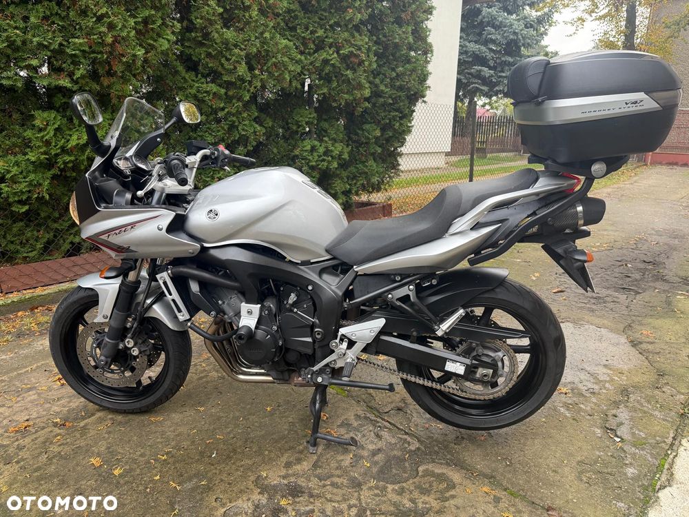 Yamaha FZ6 - 7
