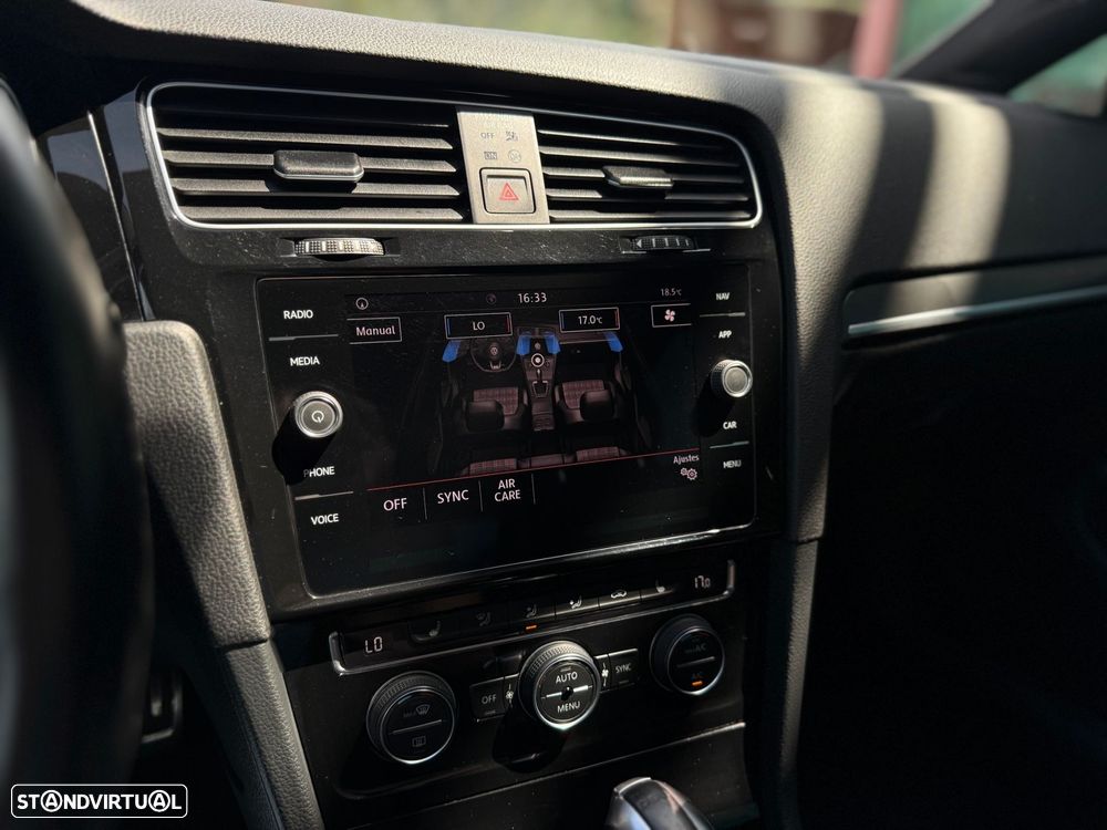 VW Golf GTI 2.0 TSI OPF DSG Performance - 19