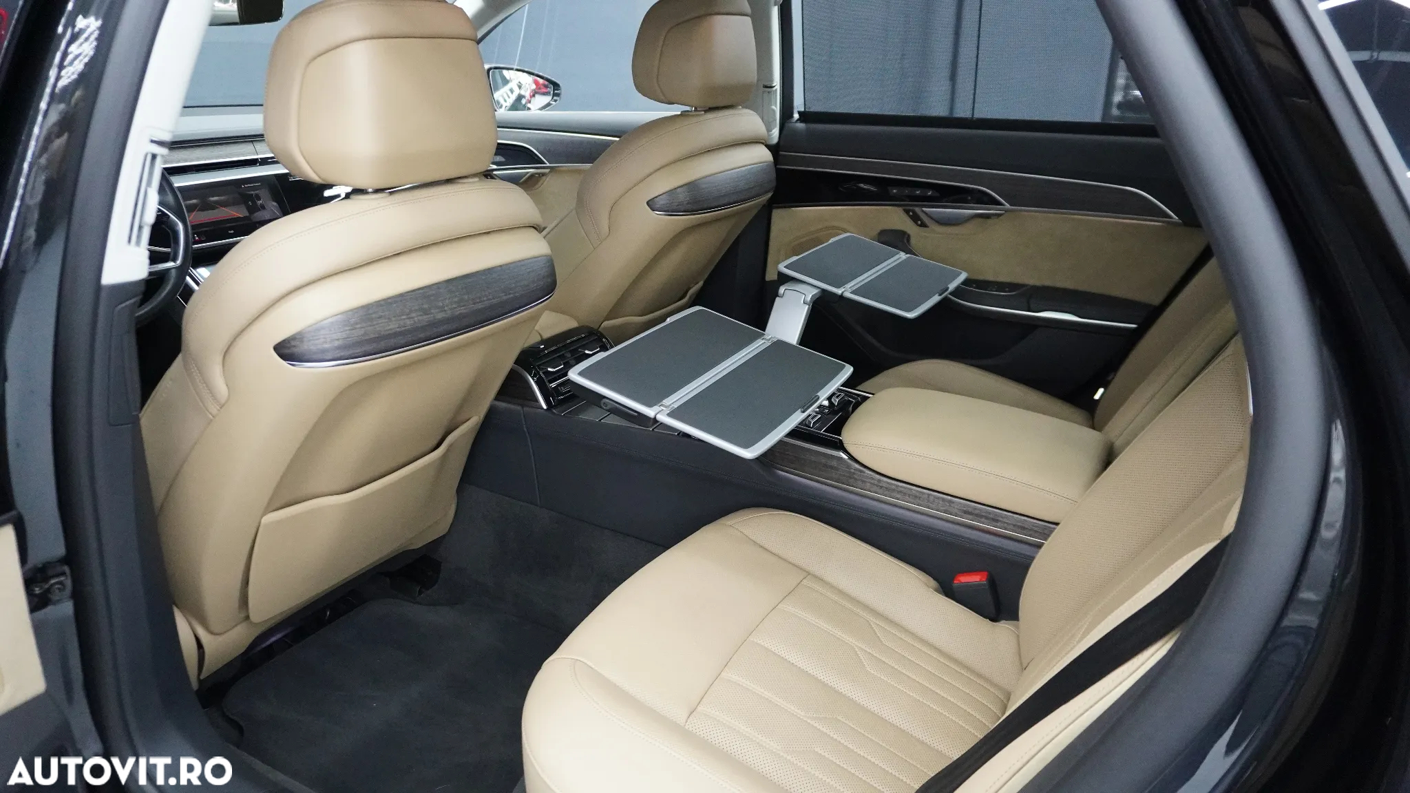 Audi A8 3.0 60 TFSI e quattro Tiptronic - 23