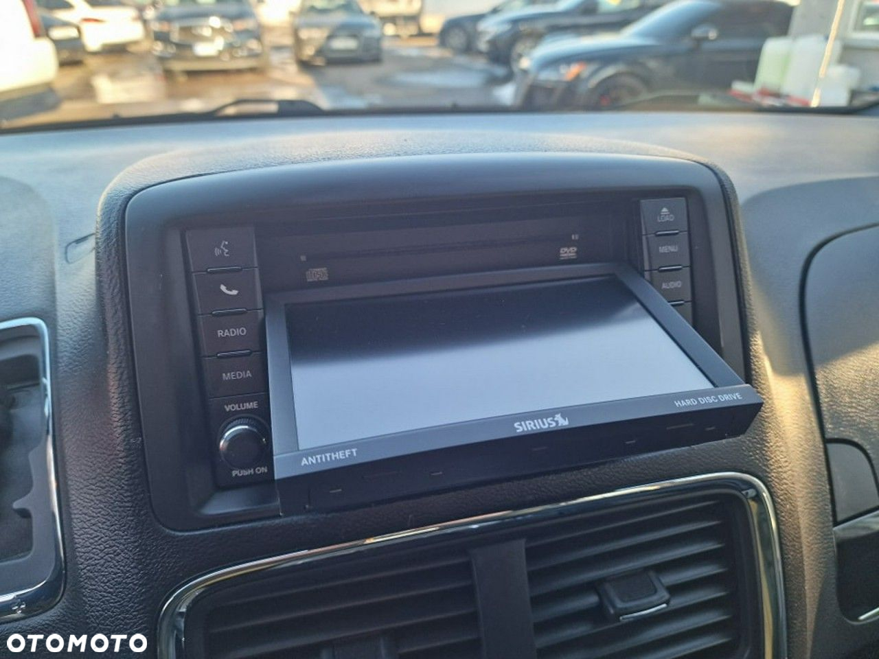 Dodge Grand Caravan - 20