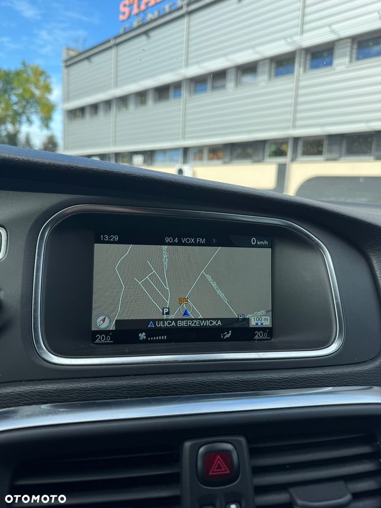 Volvo V40 D2 Drive-E R-Design Kinetic - 21