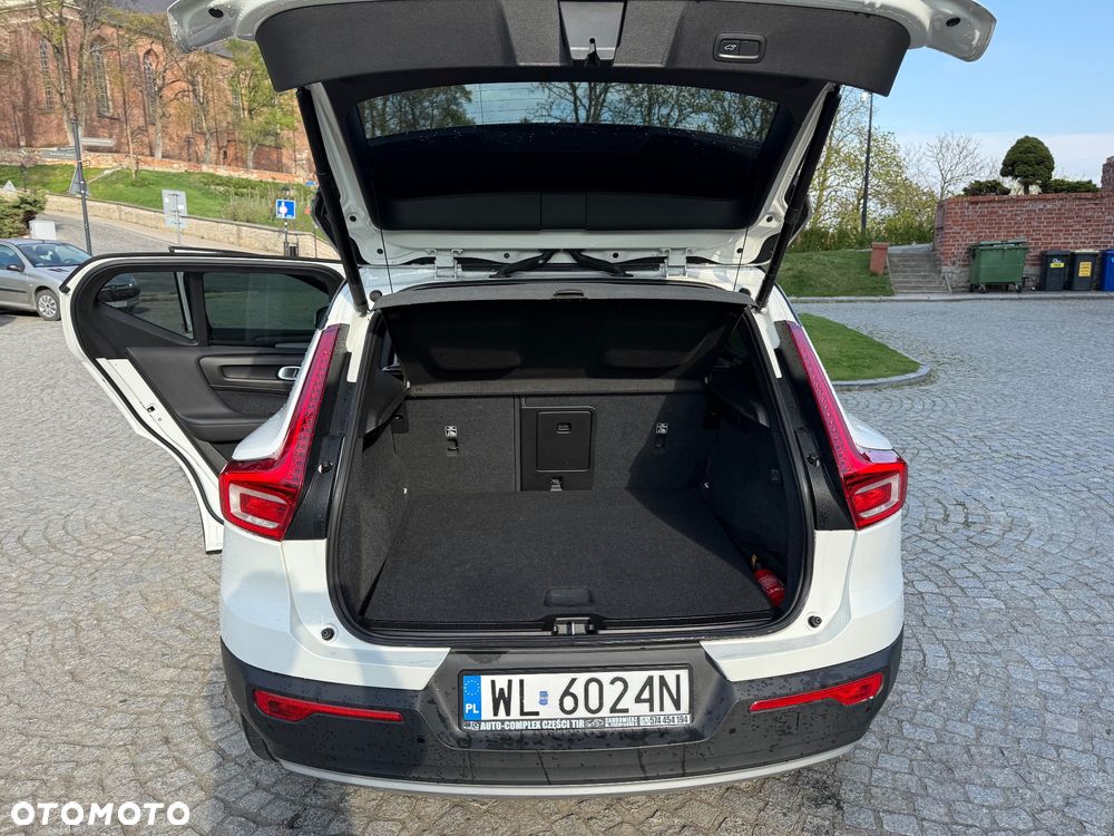 Volvo XC 40 T3 Momentum Pro - 5