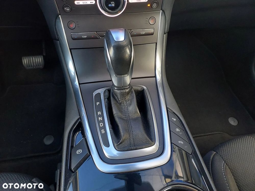 Ford S-Max 2.0 TDCi Titanium PowerShift - 34