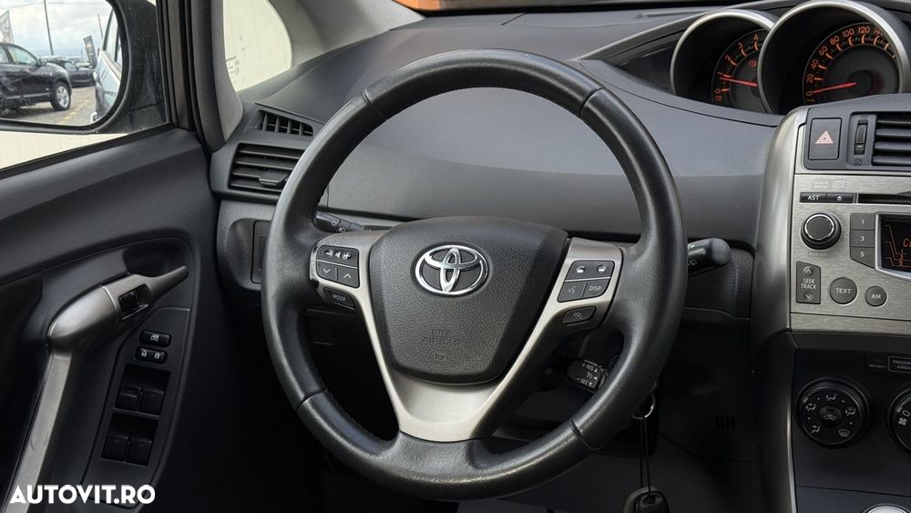 Toyota Verso - 14