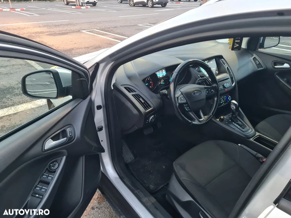Ford Focus 1.5 EcoBlue Start-Stopp-System Aut. ST-LINE X - 9