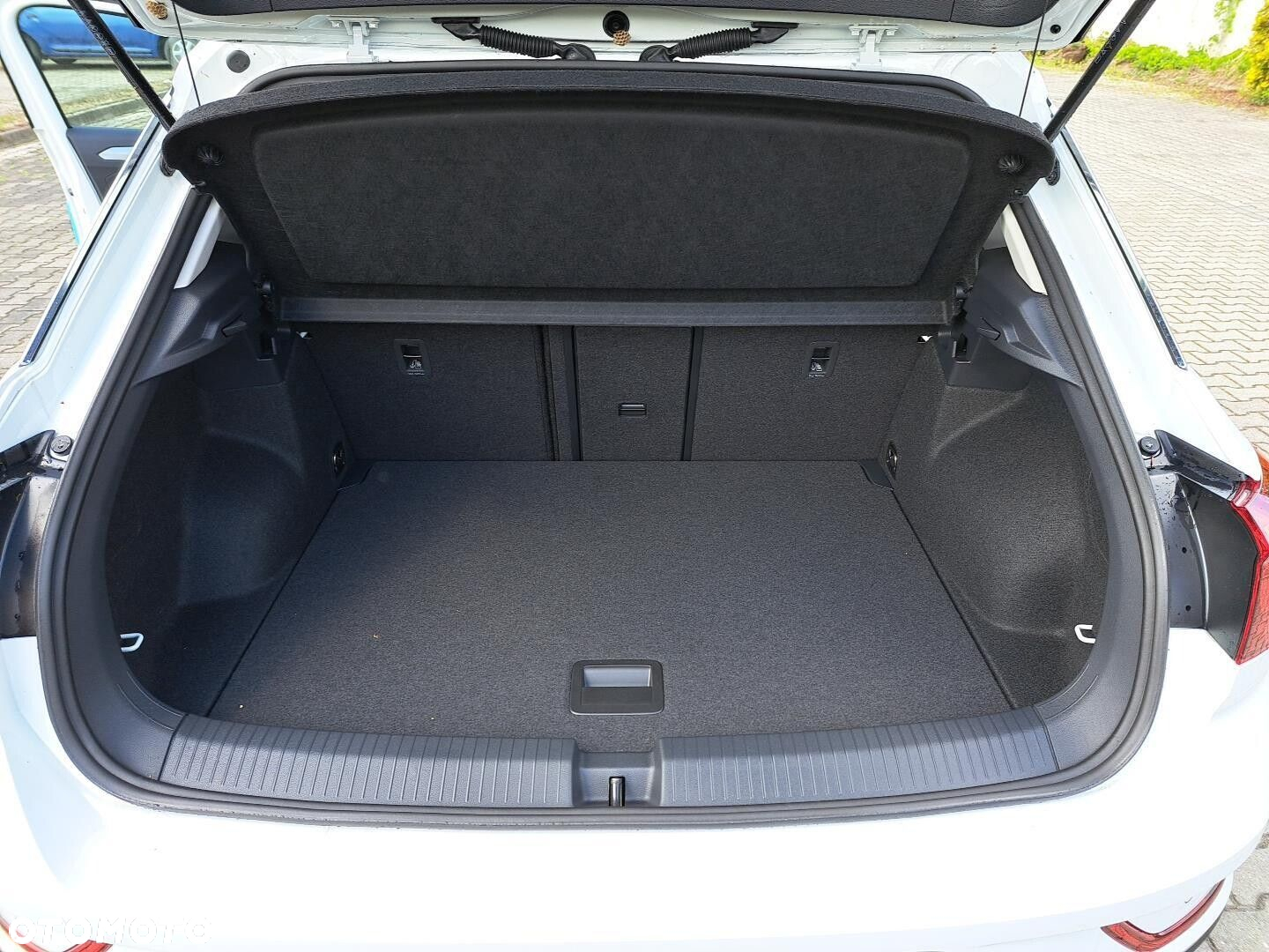 Volkswagen T-Roc 1.5 TSI Life Plus DSG - 17
