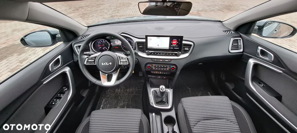 Kia XCeed 1.5 T-GDI M - 22