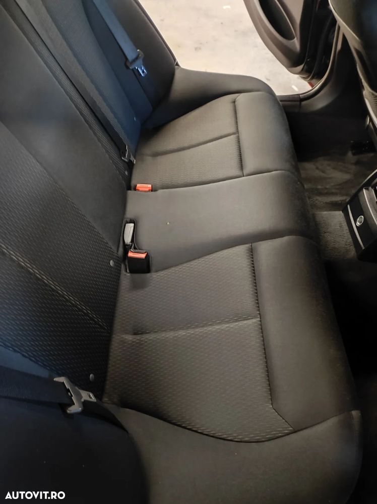 BMW Seria 3 320d Aut. Blue Performance Luxury Line - 5