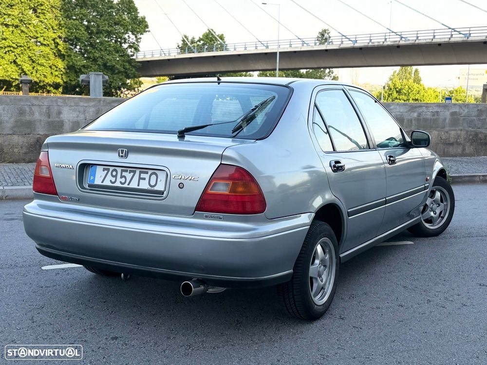 Honda Civic 1.4i - 7