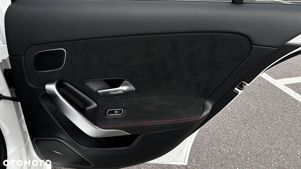 Mercedes-Benz Klasa A 200 AMG Line 7G-DCT - 28