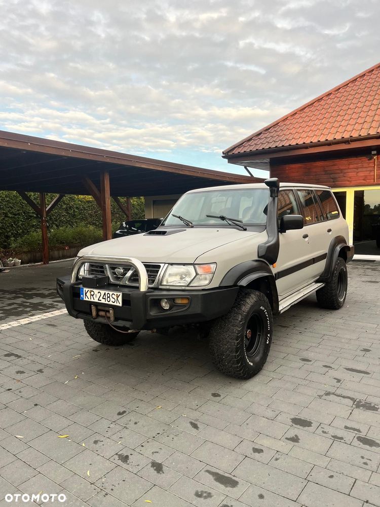 Nissan Patrol 3.0 TDI Luxury - 16