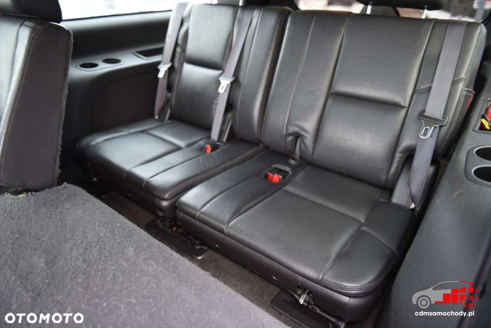 Cadillac Escalade - 20