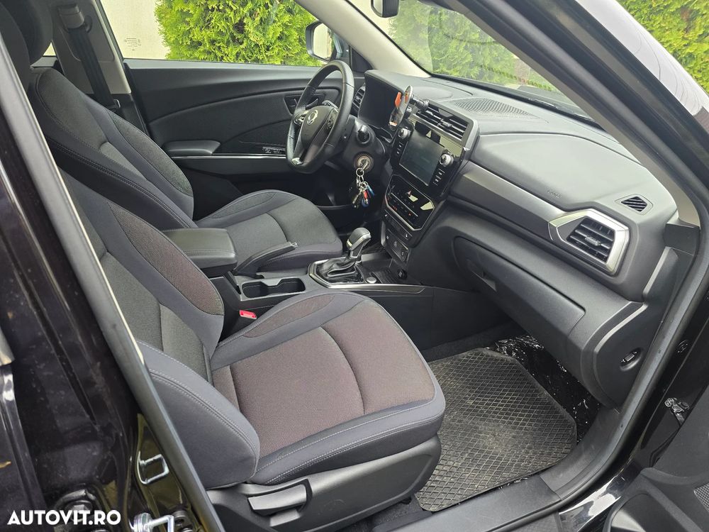 SsangYong Tivoli Grand - 20