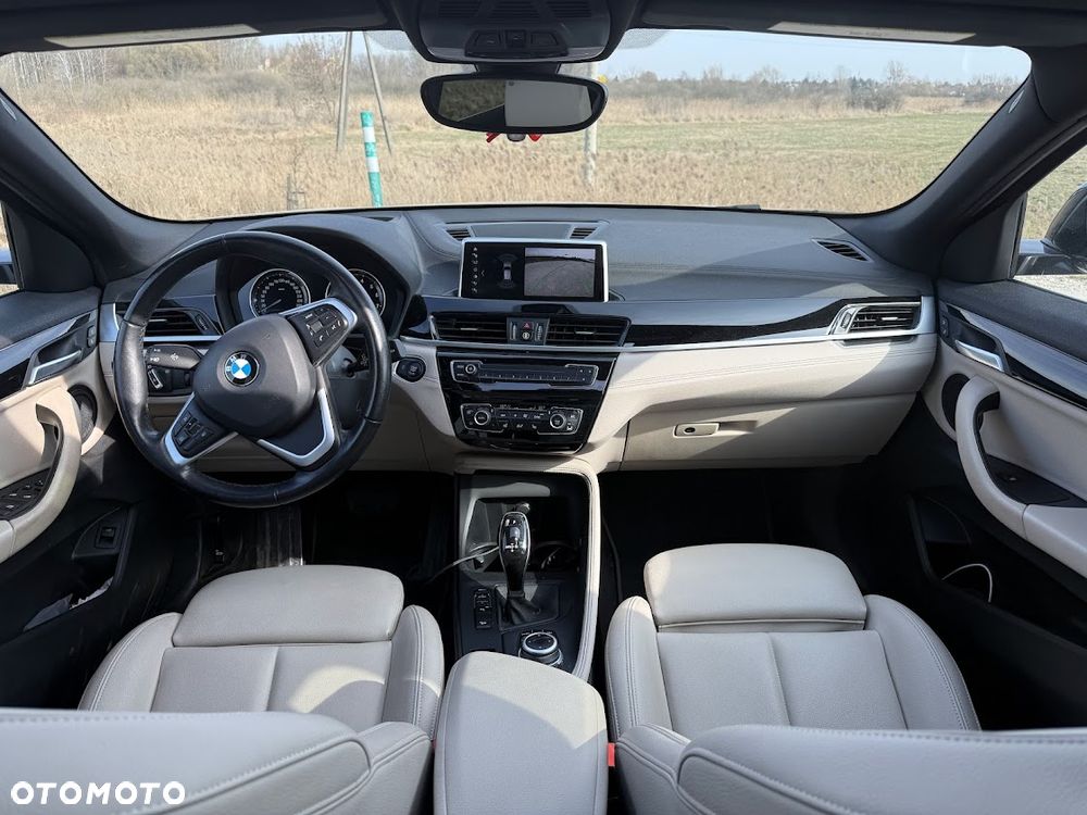 BMW X2 xDrive20i Advantage Plus - 12